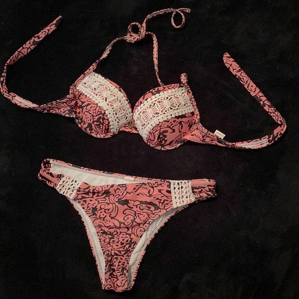 Lascana Swim Bikini | Lace Detail Gold Heart Pendant